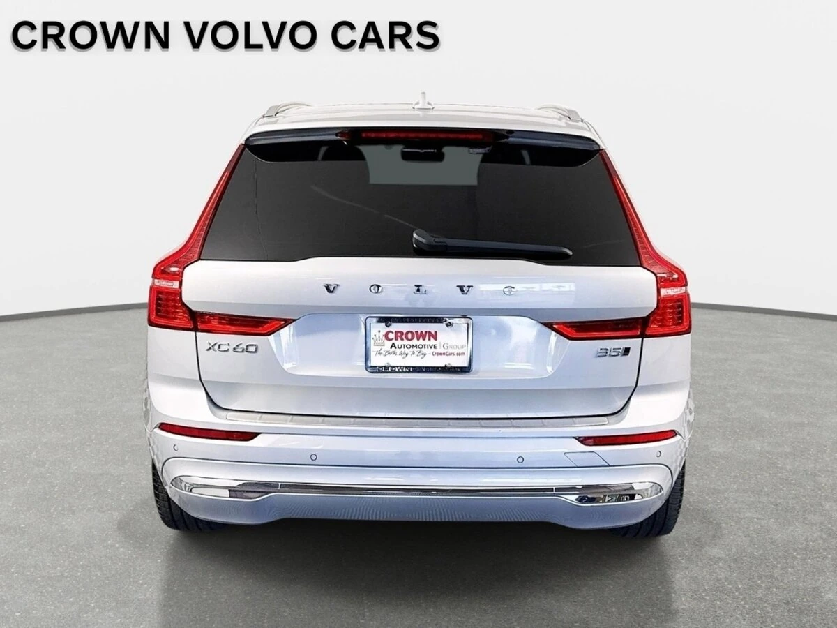 2023 Volvo - image 6