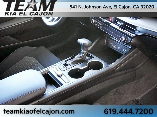 2026 Kia K5 LXS - Photo 13