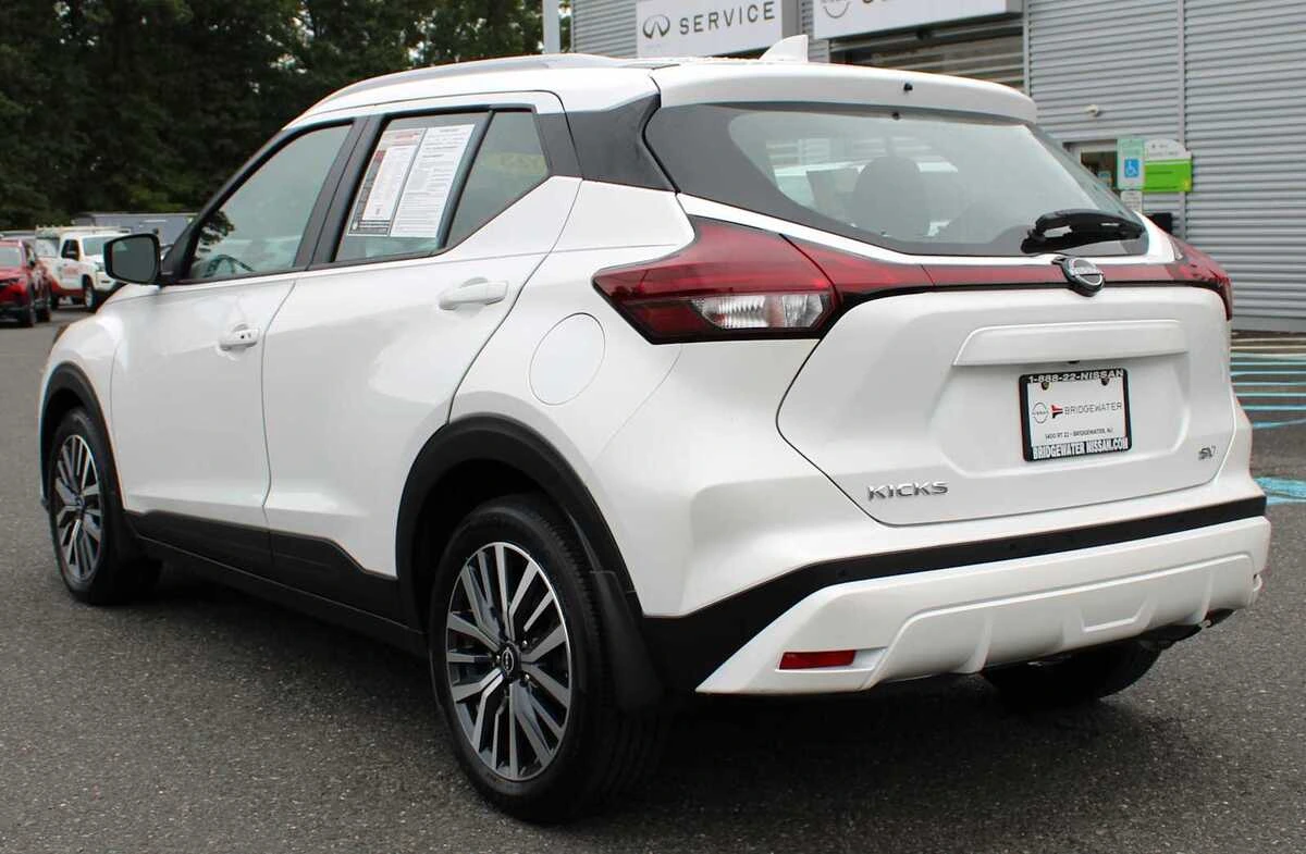 2023 Nissan Kicks SV - Photo 7