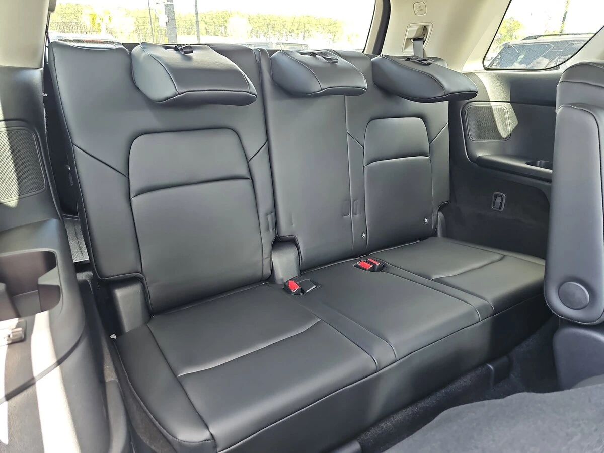 2026 Nissan Pathfinder Platinum - Photo 15