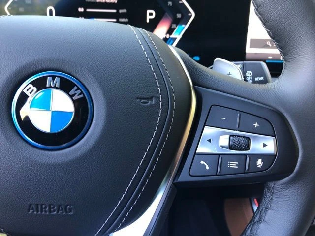 2026 BMW X5 50e - Photo 28