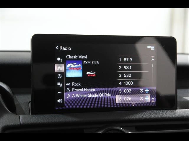 2023 Lexus IS 300 - Photo 10