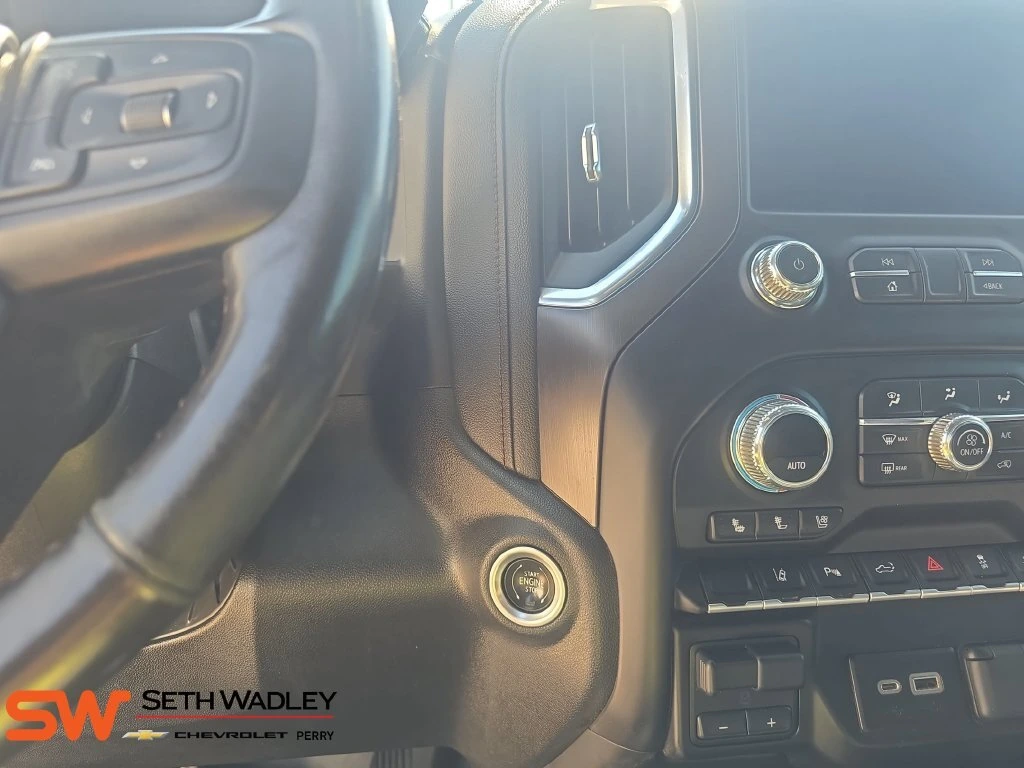 2022 GMC Sierra 2500HD AT4 - Photo 18