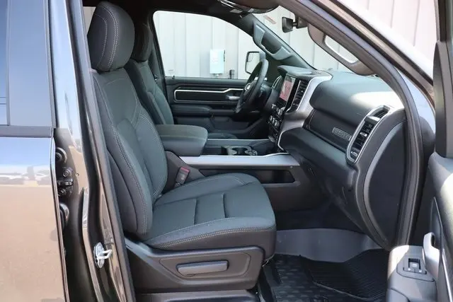 2025 Ram 1500 Big Horn photo 43