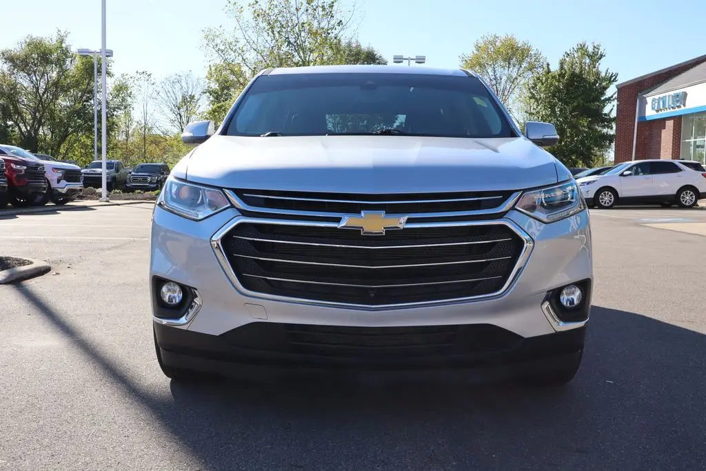 2021 Chevrolet Traverse Leather photo 4