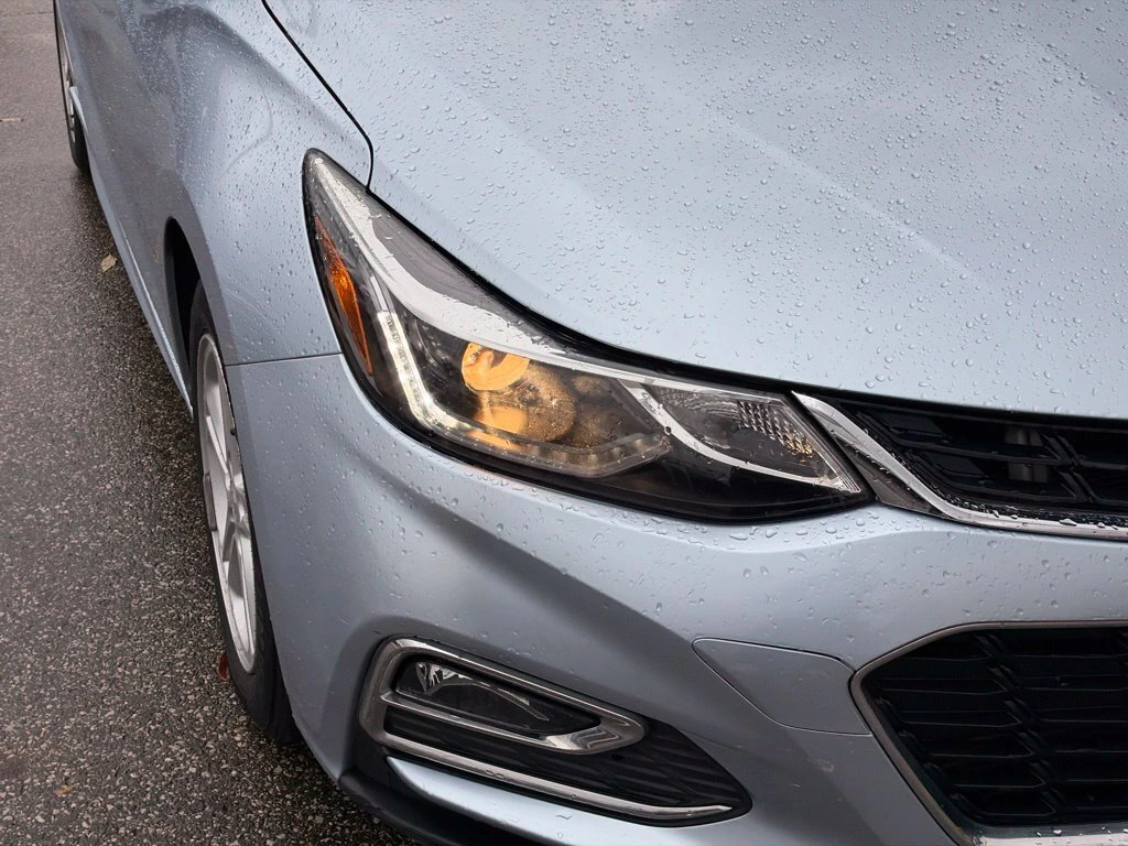Used 2017 Chevrolet Cruze LT with VIN 1G1BE5SM0H7217132 for sale in Aurora, OH