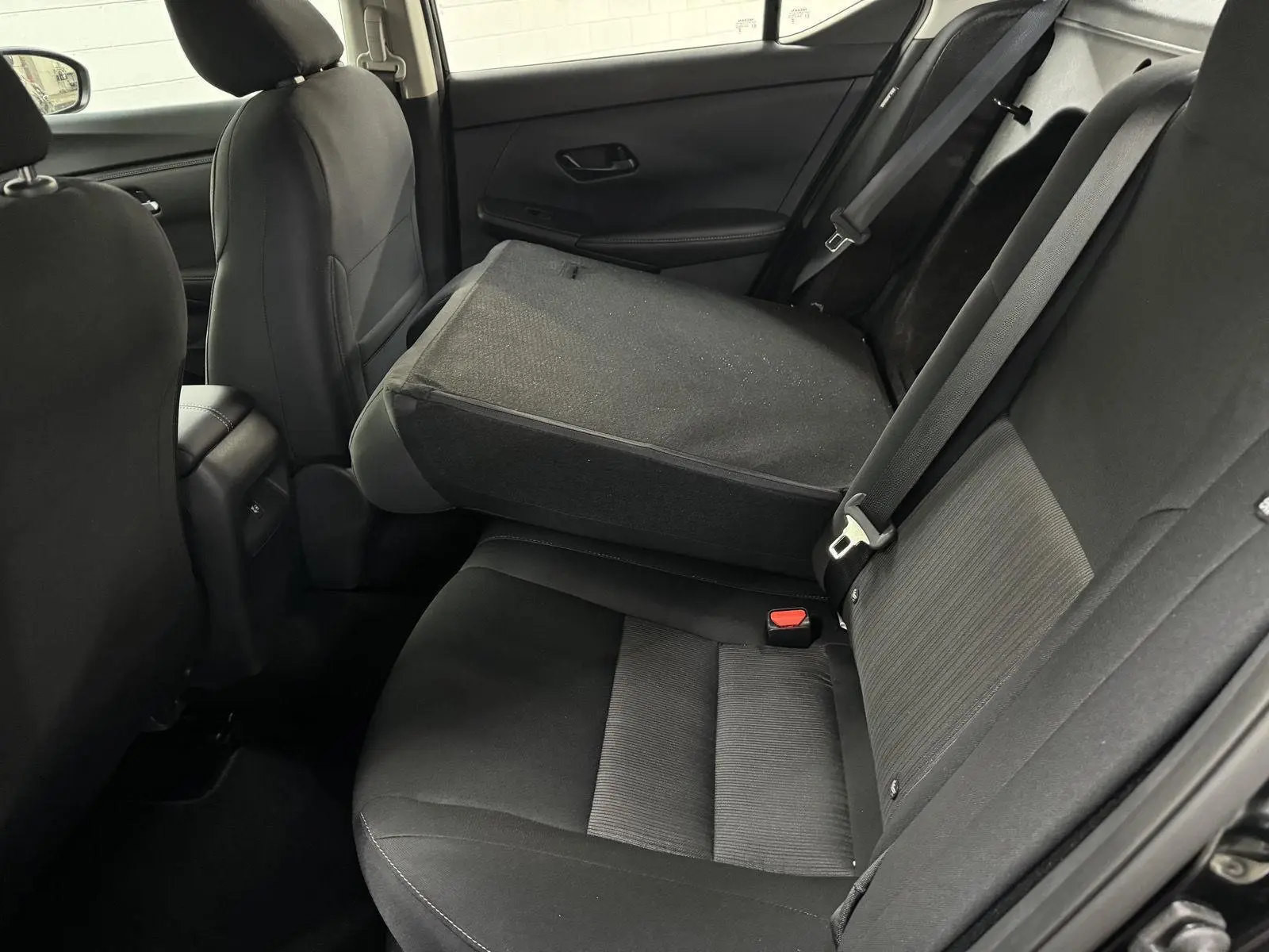 2025 Nissan Sentra SV photo 20