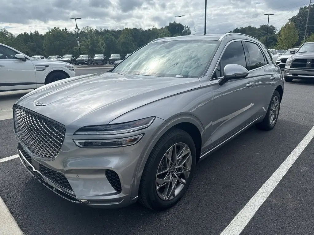 2025 Genesis GV70 2.5T Advanced photo 3
