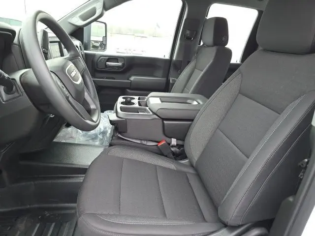 2026 Gmc Sierra HD Pro photo 4