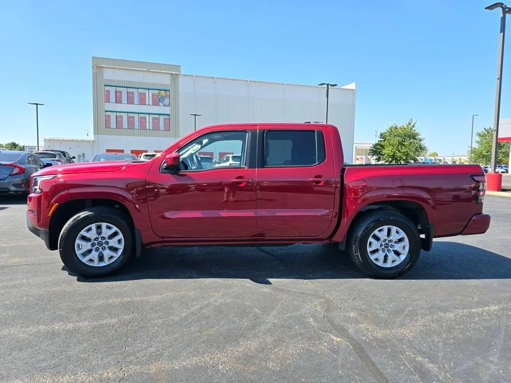 2023 Nissan Frontier SV photo 10