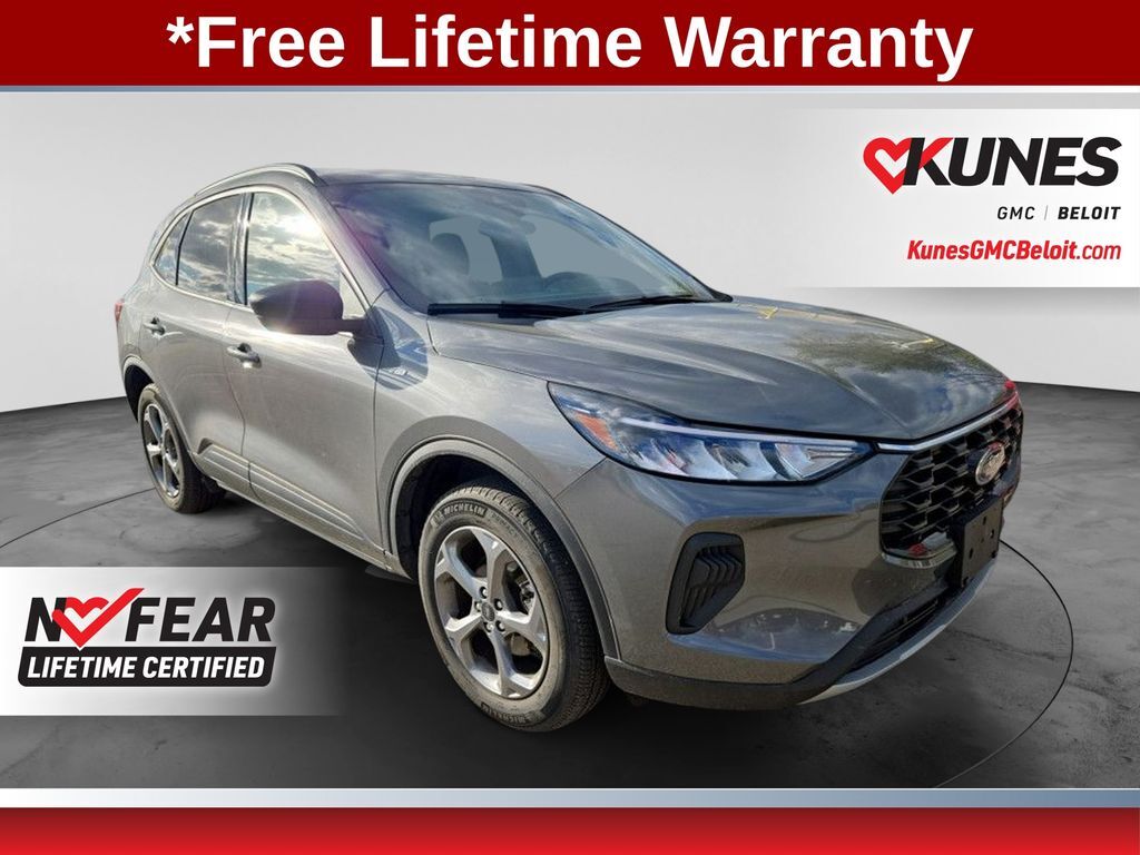 2025 Ford Escape ST-Line