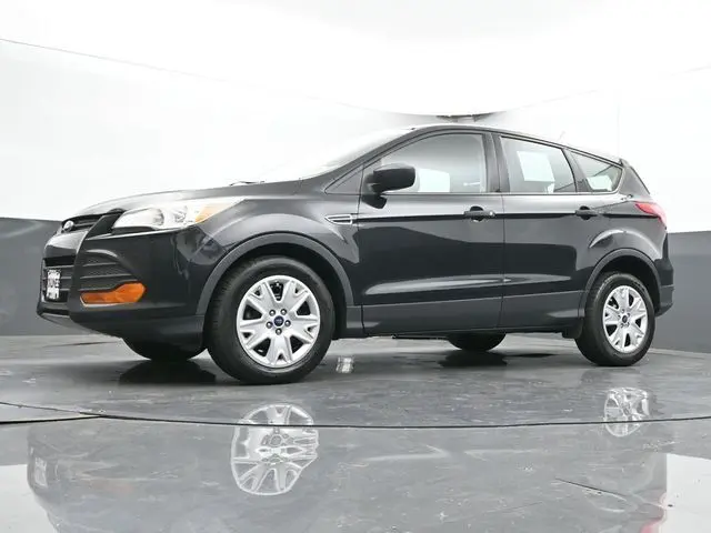 2015 Ford Escape S photo 32