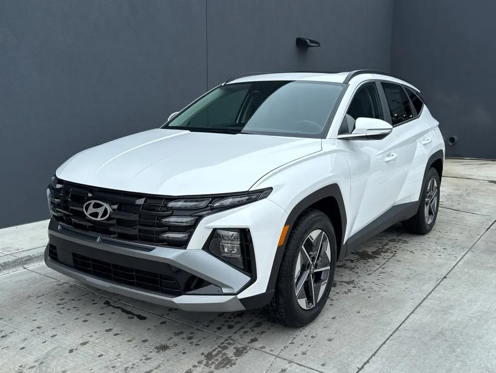 2026 Hyundai Tucson SEL Premium's photo
