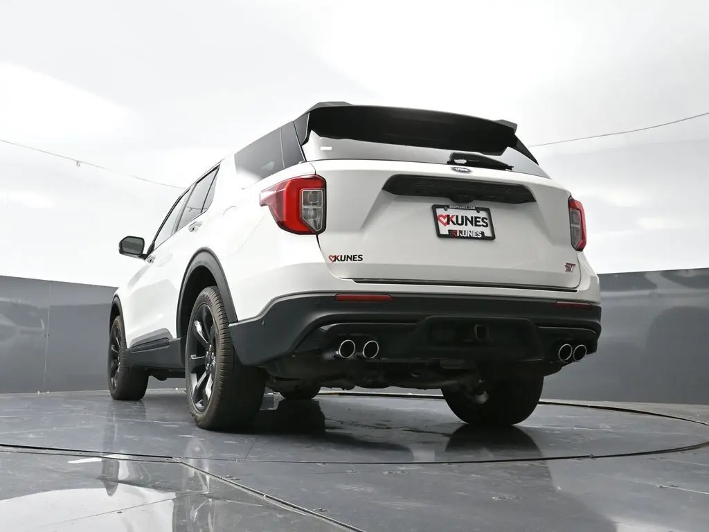 2021 Ford Explorer ST photo 41