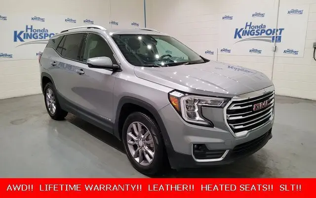 2024 GMC Terrain SLT's photo