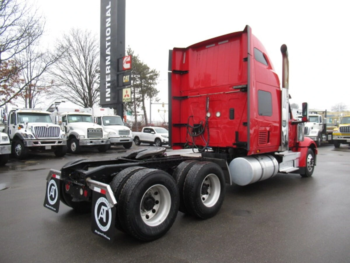 2021 International LoneStar - image 5