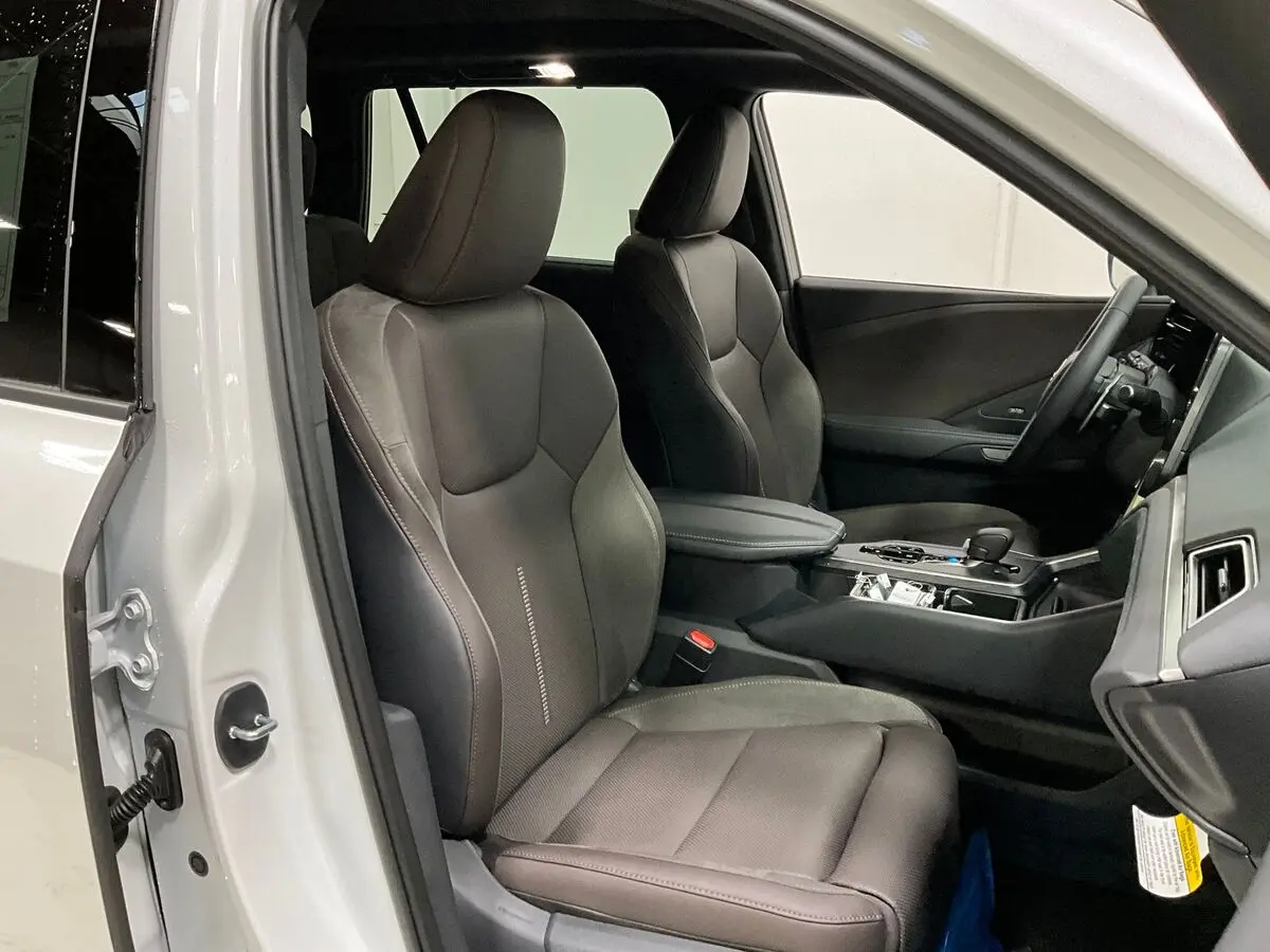 2026 Lexus TX 350 Luxury photo 4