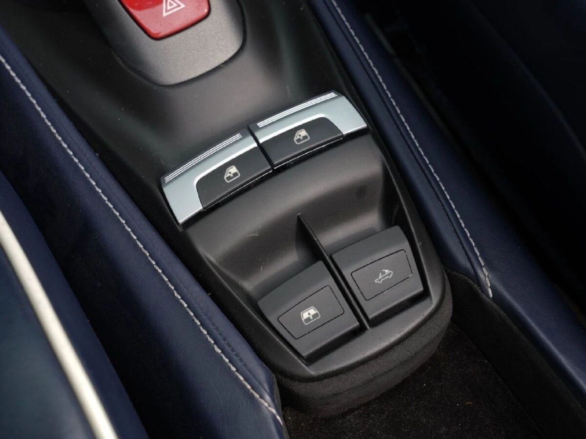 2017 Ferrari 488 GTB Base - Photo 29