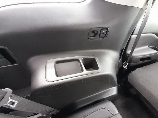 2023 GMC Acadia SLT - Photo 50