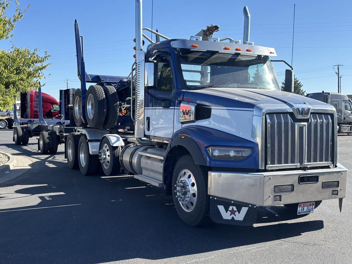 2024 Western Star 49X — photo 3