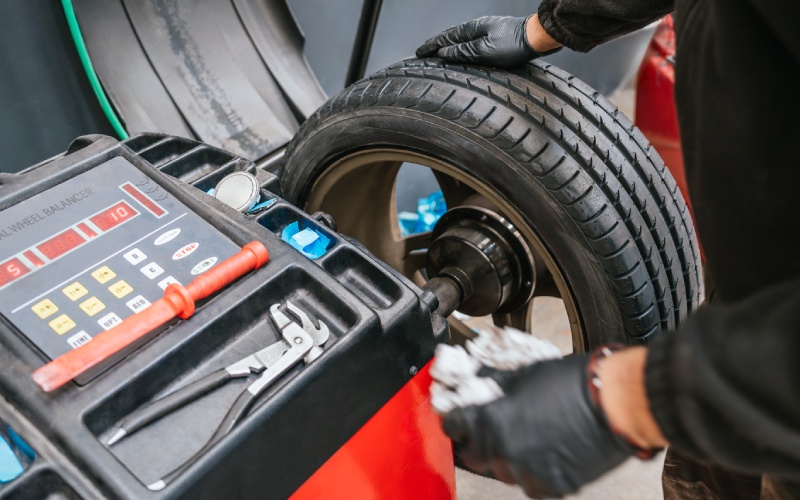 Tire Alignment and Rotation Best Practices for Ram and Jeep Owners in Moore, OK