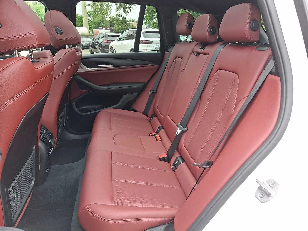 2023 BMW X3 30i - Photo 8