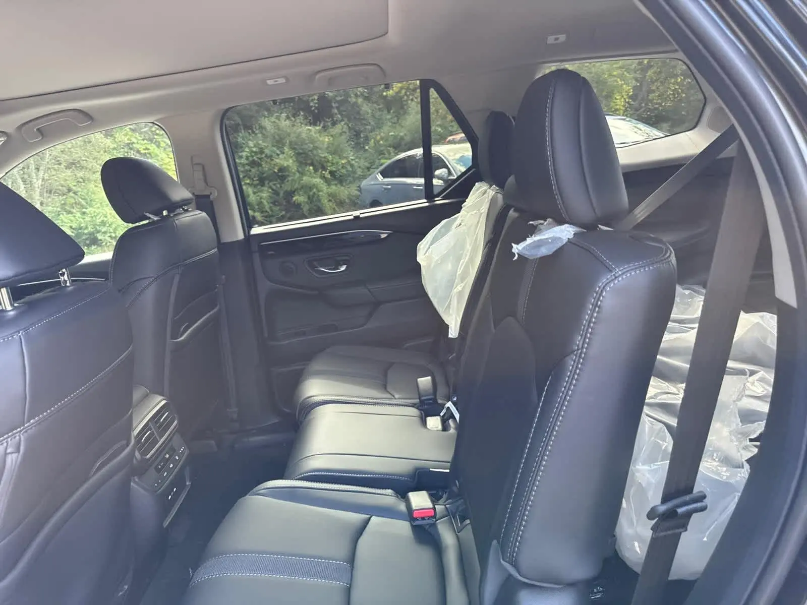 2025 Honda Pilot Touring photo 28