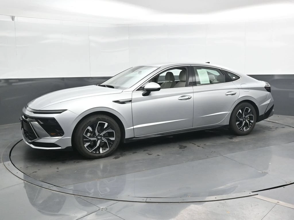 2025 Hyundai Sonata SEL - Photo 8