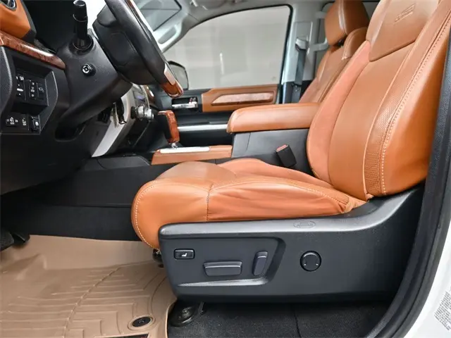 2016 Toyota Tundra Platinum photo 13