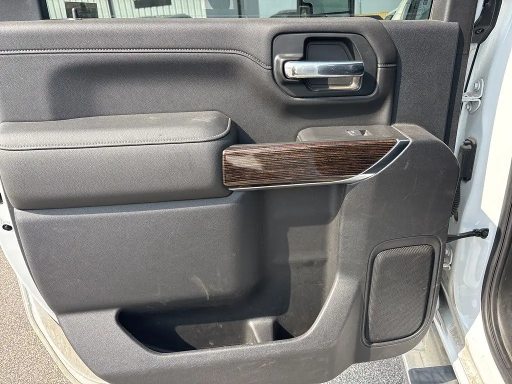 2020 Gmc Sierra SLE photo 11