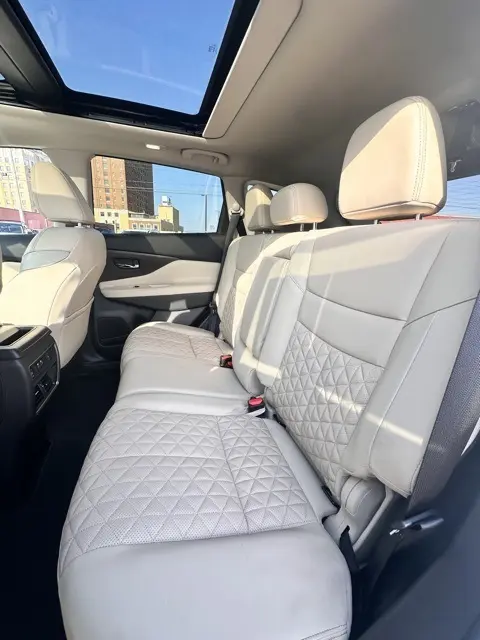 2024 Nissan Murano Platinum photo 24