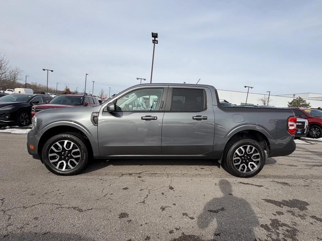 Used 2022 Ford Maverick Lariat with VIN 3FTTW8E30NRA57349 for sale in Kansas City