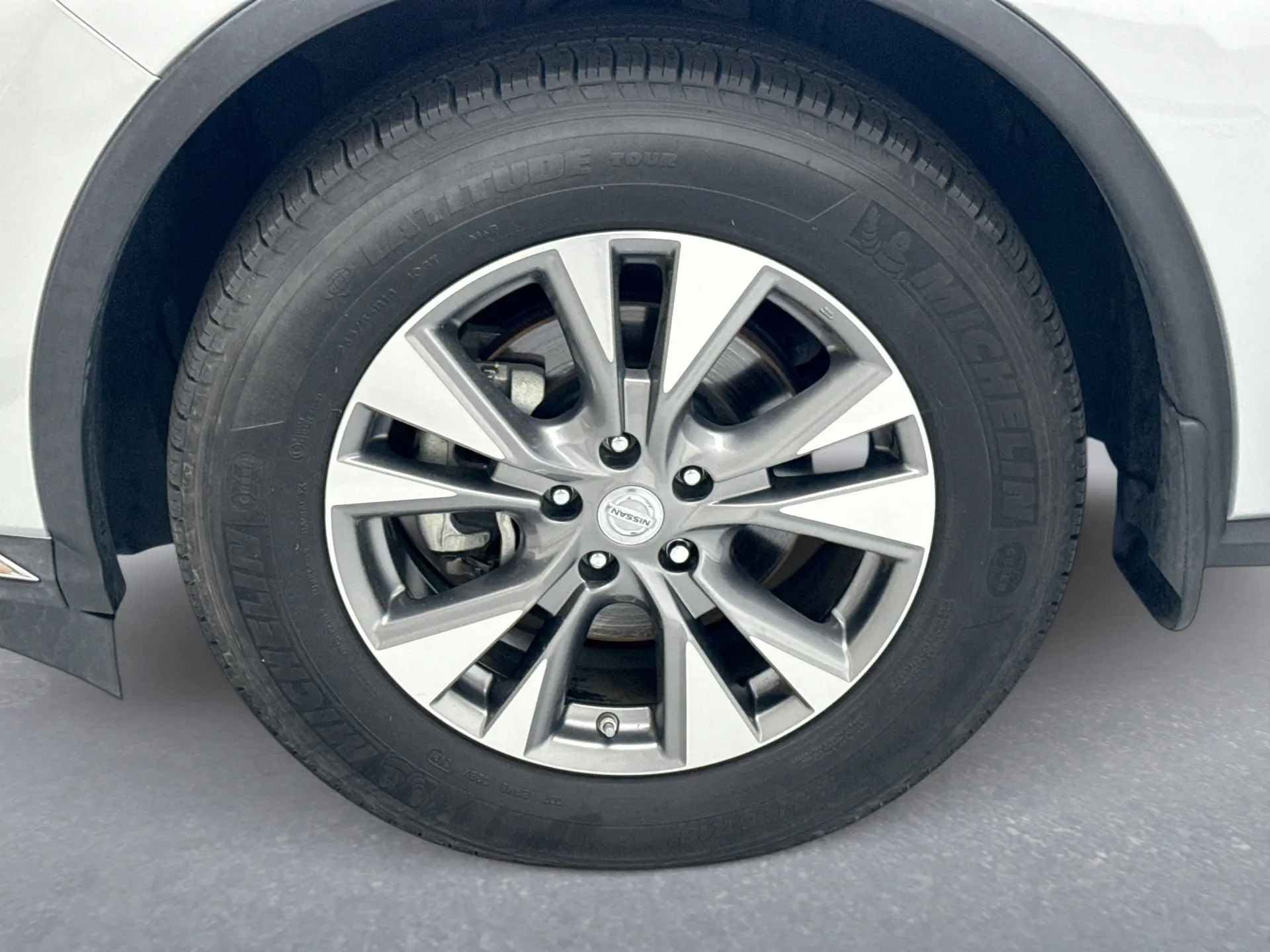 2015 Nissan Murano SL photo 22