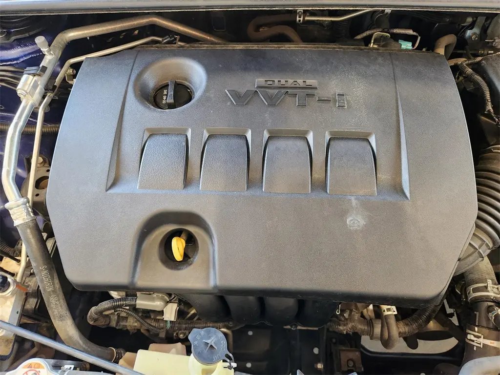2019 Toyota Corolla L photo 18