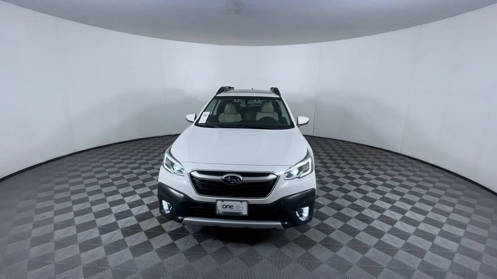 2020 Subaru Outback Limited photo 3