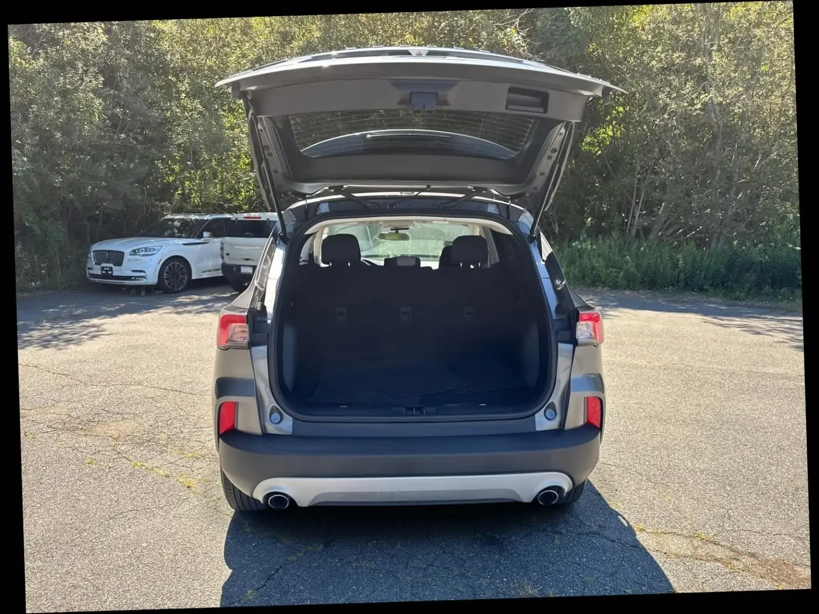2022 Ford Escape SE photo 36