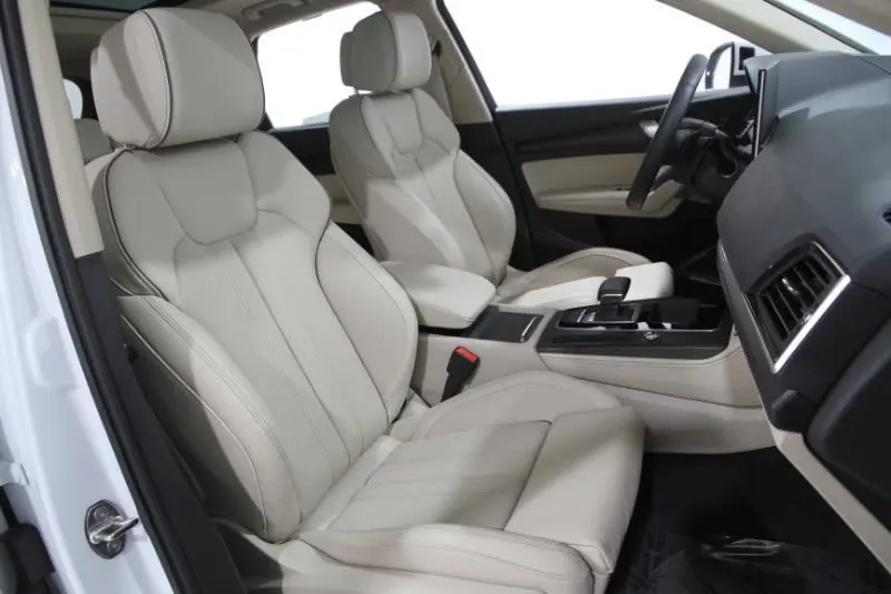 2024 Audi Q5 S line Premium Prestige photo 15