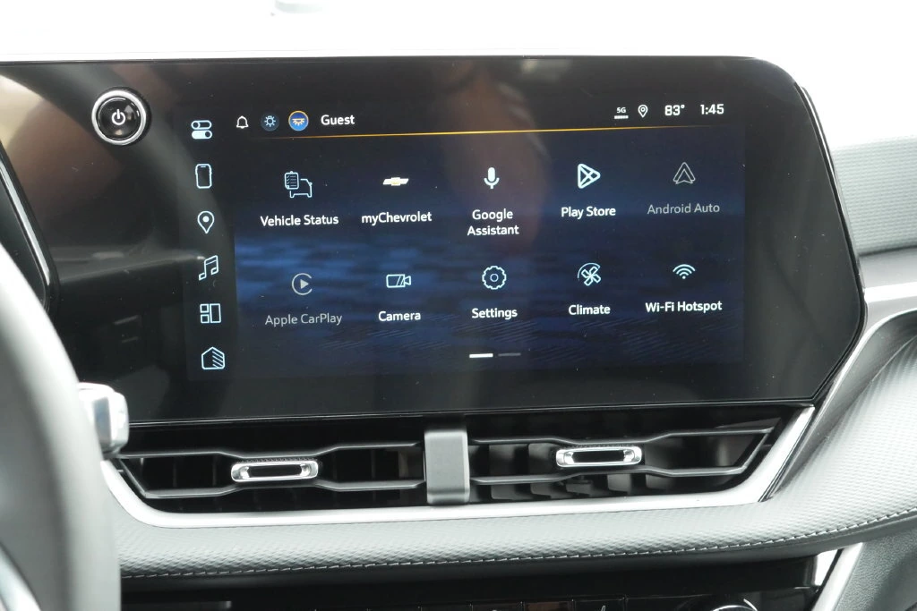 2027 Chevrolet Equinox LT - Photo 18