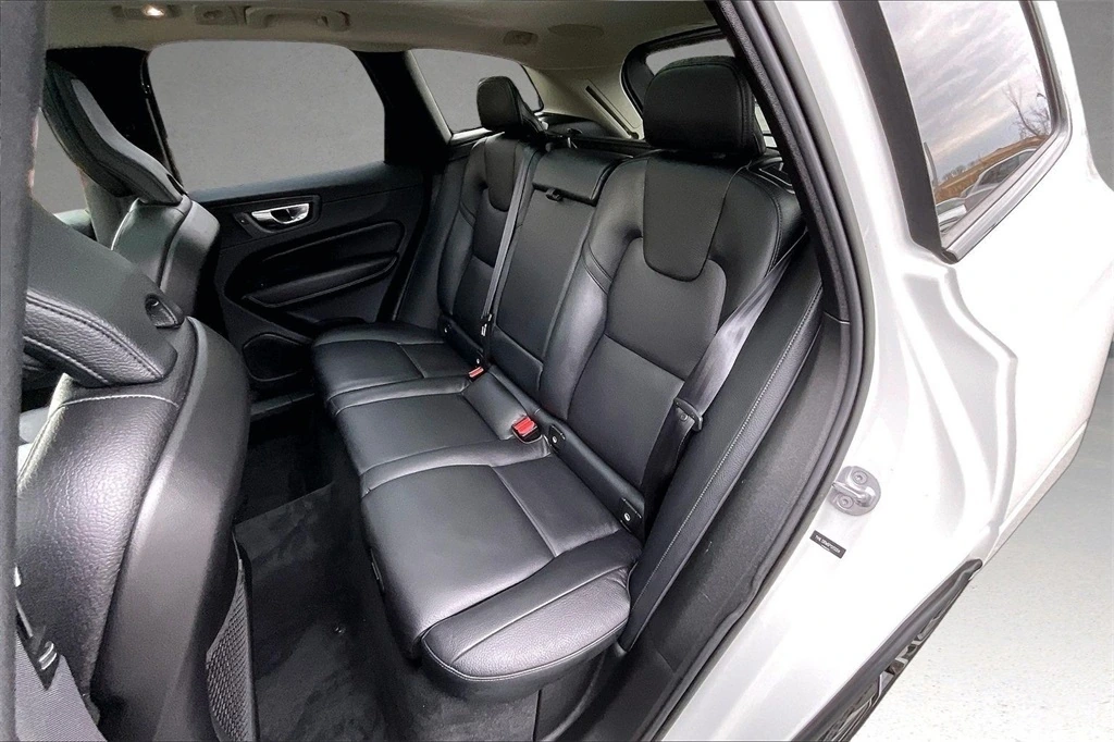 2023 Volvo - image 21