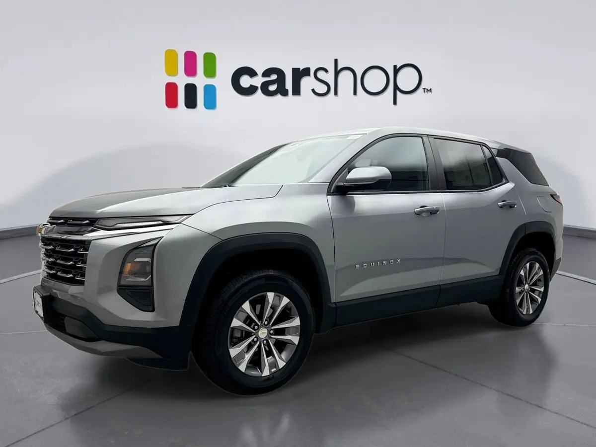 2025 Chevrolet Equinox LT's photo
