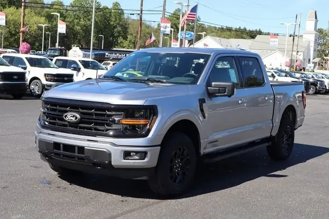 2025 Ford F-150 XLT photo 15