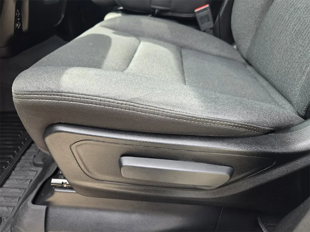 2019 Ram 1500 Tradesman photo 24