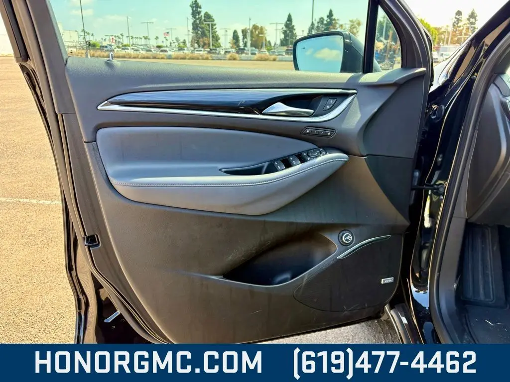 2024 Buick Enclave Premium photo 11