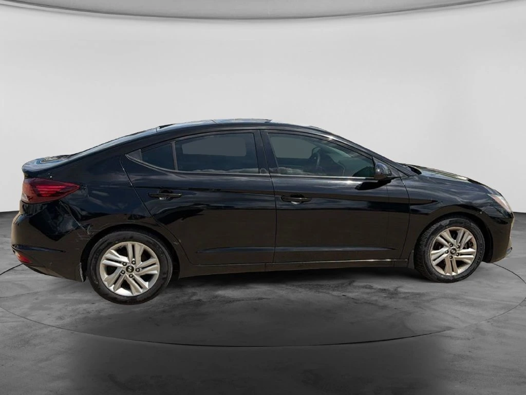 2020 Hyundai Elantra SEL - Photo 8