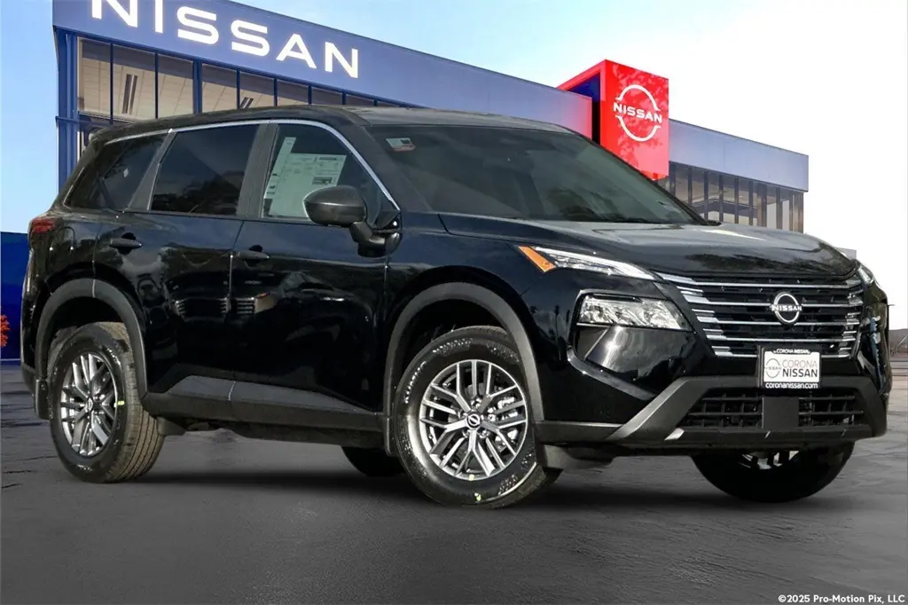 2026 Nissan Rogue S photo 2