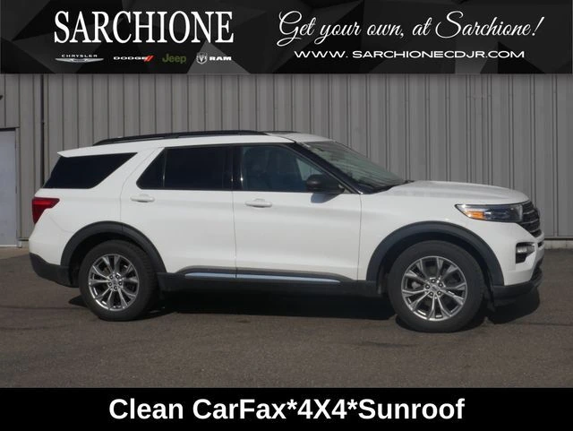 2022 Ford Explorer XLT 4WD's photo