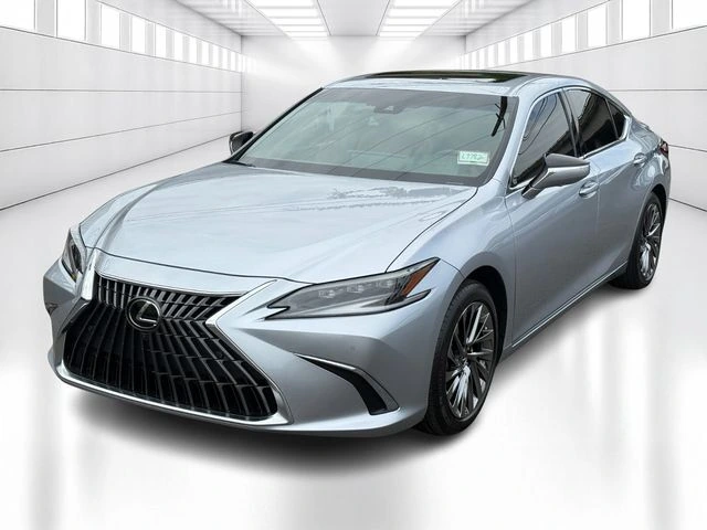 2024 Lexus ES 300h 300h Ultra Luxury's photo