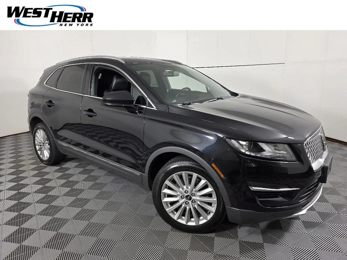 2019 Lincoln MKC Base