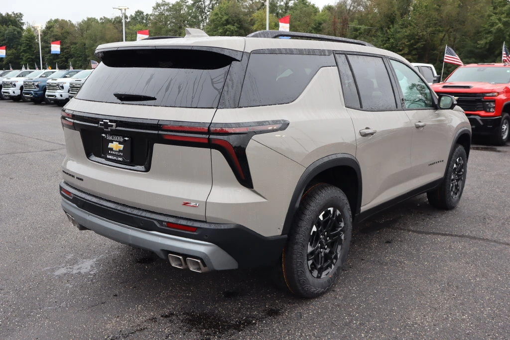 2027 Chevrolet Traverse Z71 - Photo 35