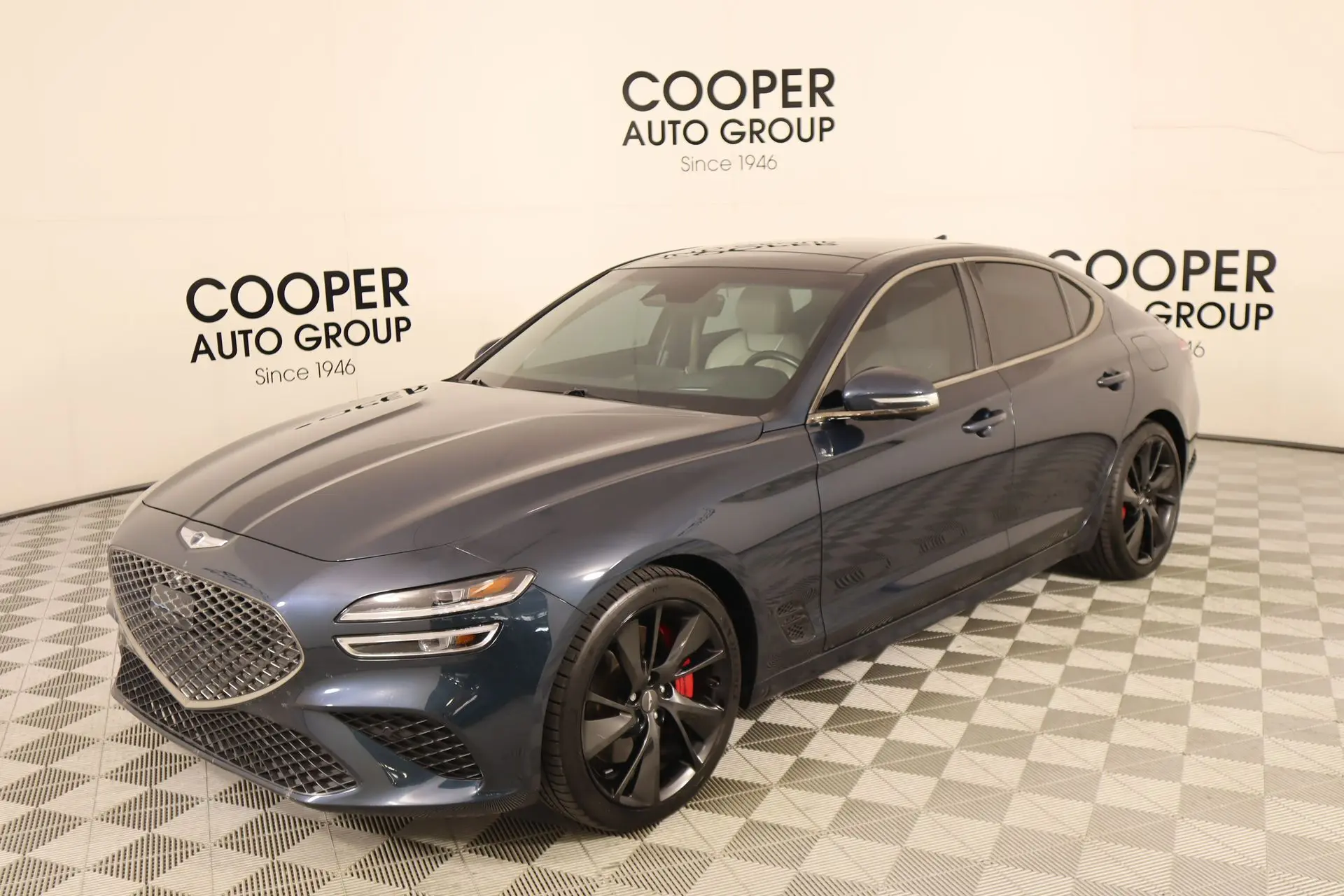 2023 Genesis G70 3.3T photo 9
